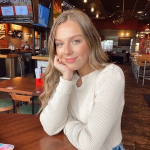 Meet your Posher, Paige